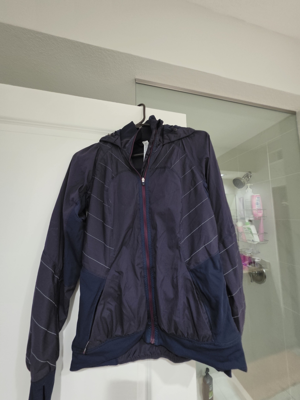 Lululemon She's Swift Jacket Hyper Stripe Reflective Plum / Inkwell Size 8